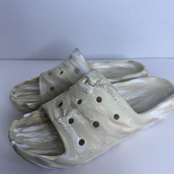 CROCS Cream and White Women's Sandals - Picture 3 of 7